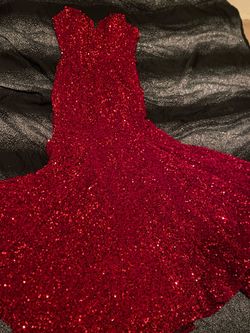Red Size 14 Mermaid Dress on Queenly