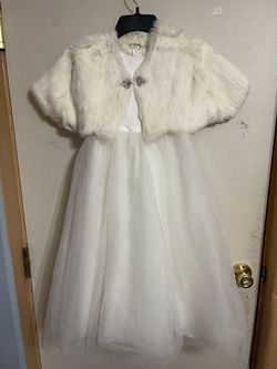 David's Bridal White Size 5 Flower Girl Ball gown on Queenly