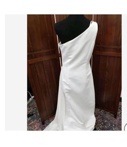 Jessica McClintock White Size 10 Tall Height 70 Off One Shoulder Polyester Side slit Dress on Queenly
