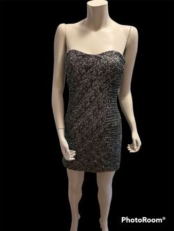 Milano Formals Black Size 10 Euphoria Midi Homecoming Cocktail Dress on Queenly