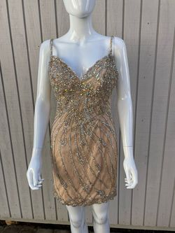 Mac Duggal Nude Size 6 Midi Summer Cocktail Dress on Queenly