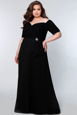 Style CE2009 Sydney's Closet Black Tie Size 30 Floor Length Plus Size Straight Dress on Queenly
