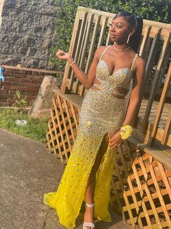 Jasz Couture Yellow Size 00 50 Off Prom Side slit Dress on Queenly