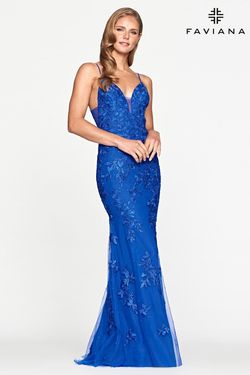 Style S10509 Faviana Blue Size 10 Pageant Mermaid Dress on Queenly