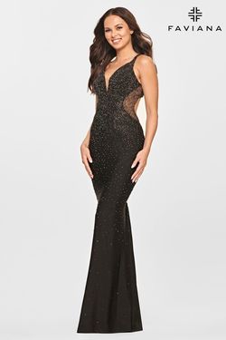 Style S10500 Faviana Black Size 6 Fitted Mermaid Dress on Queenly