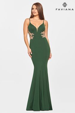 Style S10668 Faviana Green Size 0 Floor Length Cut Out Mermaid Dress on Queenly