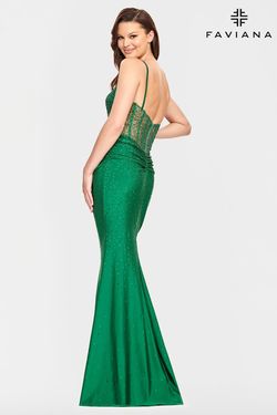 Style S10800 Faviana Green Size 4 V Neck Tall Height Sheer Emerald Corset Mermaid Dress on Queenly