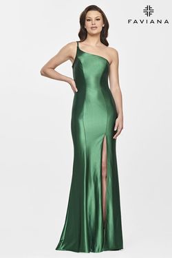 Style S10811 Faviana Green Size 6 One Shoulder Emerald Tall Height Side slit Dress on Queenly