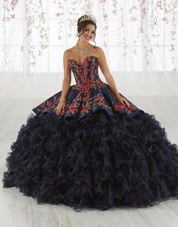 Style 26892 House Of Wu Black Size 4 Pageant Tall Height Ball gown on Queenly