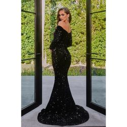 Style PS22018 Portia & Scarlett Black Size 2 Floor Length Side slit Dress on Queenly