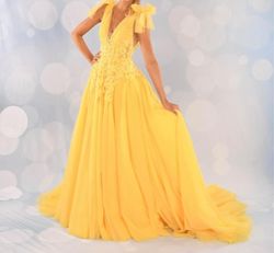 Tarik Ediz Yellow Size 6 V Neck Pageant Train Dress on Queenly