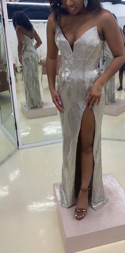 Ashley Lauren Silver Size 2 Side Slit Floor Length Straight Dress on Queenly