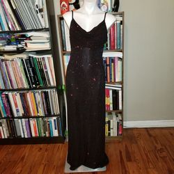 Vintage Red Size 6 Floor Length Straight Dress on Queenly