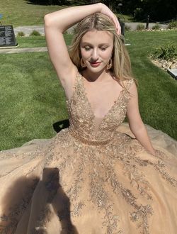 Sherri Hill Gold Size 6 Floor Length Ball gown on Queenly