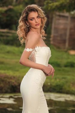 Style Esme Chic Nostalgia White Size 16 Train 50 Off Lace Mermaid Dress on Queenly
