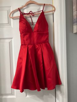 B. Darlin Red Size 0 Midi Homecoming Cocktail Dress on Queenly