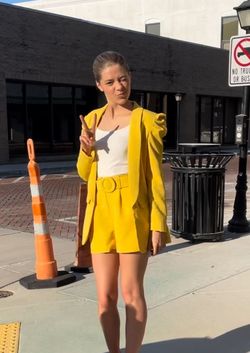 Yellow Size 00 Jumpsuit Dress on Queenly
