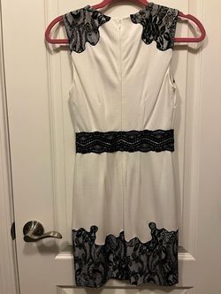 Bebe White Size 00 50 Off Pageant Summer Cocktail Dress on Queenly