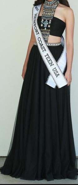 Sherri Hill Black Size 2 50 Off Photoshoot A-line Dress on Queenly