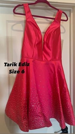 Tarik Ediz Pink Size 6 Summer Euphoria Cocktail Dress on Queenly