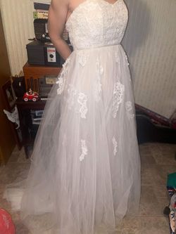 Nude Size 6 Ball gown on Queenly