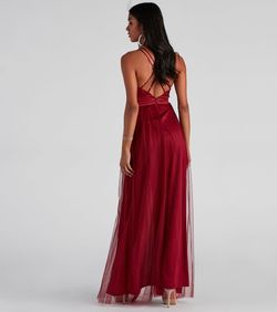 Style 05002-0152 Windsor Red Size 4 A-line Euphoria Side slit Dress on Queenly
