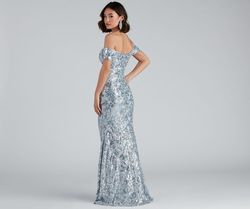 Style 05002-2107 Windsor Black Size 4 Wedding Guest Mini Sequin Side slit Dress on Queenly