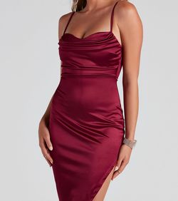 Style 05101-1083 Windsor Red Size 12 Cocktail Homecoming Side slit Dress on Queenly