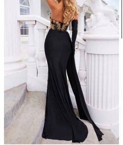 Portia and Scarlett Black Size 4 Floor Length 50 Off Side slit Dress on Queenly
