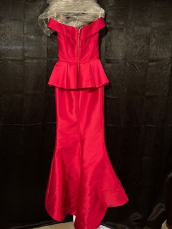Blush Prom Red Size 2 Floor Length Interview Straight Dress on Queenly