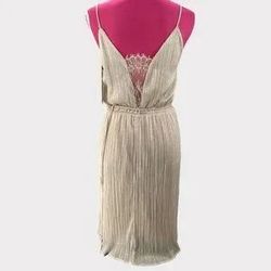 Spirit of Grace Gold Size 6 Euphoria Cocktail Dress on Queenly