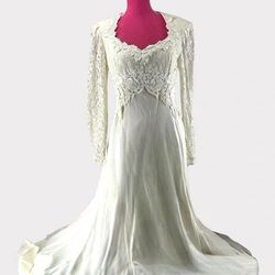 Jessica McClintock White Size 10 Floor Length Cotillion Ball gown on Queenly