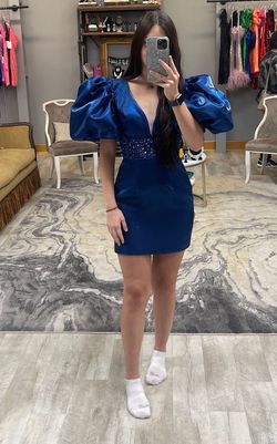 Ashley Lauren Blue Size 4 Cocktail Dress on Queenly
