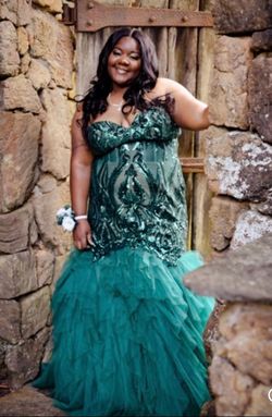 Green Size 22 Mermaid Dress on Queenly