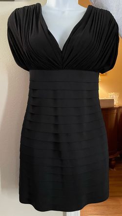 Sherri Hill Black Size 4 Euphoria Cocktail Dress on Queenly