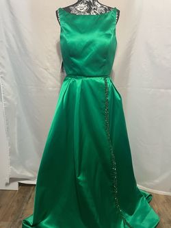 Sherri Hill Green Size 12 Floor Length Plus Size Silk Ball gown on Queenly