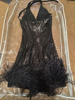 Sherri Hill Black Size 2 Sequin Jewelled Cocktail Dress on Queenly