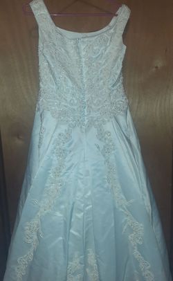 Exclusively JCPenny Alfred Angelo Victorian Embroidery Beaded Bridal Keepsake Wedding Dress White Size 8 Lace Floor Length 50 Off Train Dress on Queenly