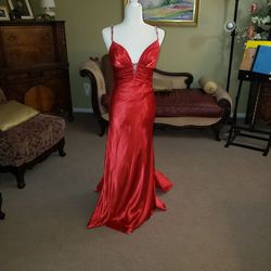 Morilee Red Size 6 Military Floor Length Straight Dress on Queenly