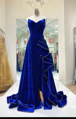 Johnathan Kayne Blue Size 8 Velvet Floor Length Train A-line Dress on Queenly