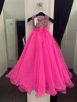 Sherri Hill Hot Pink Size 4 Jewelled Ball gown on Queenly