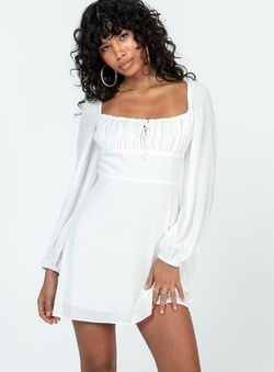 Style 1171289 Princess Polly White Size 4 Long Sleeve Polyester Euphoria Cocktail Dress on Queenly