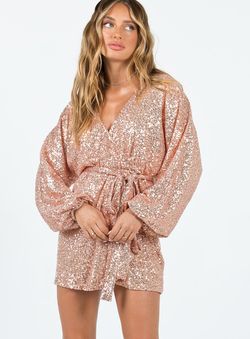 Style 1199264 Princess Polly Gold Size 2 Tall Height Sequin Cocktail Dress on Queenly