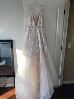 Sherri Hill Nude Size 6 Floor Length Prom Pageant Ball gown on Queenly
