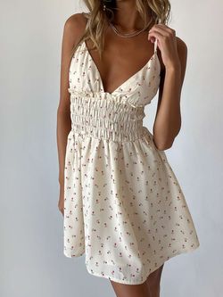 Style 419268 Princess Polly Nude Size 0 Print Euphoria Cocktail Dress on Queenly