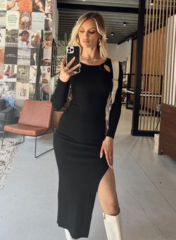 Style 1181800 Princess Polly Black Size 2 Cut Out Tall Height Long Sleeve Side slit Dress on Queenly