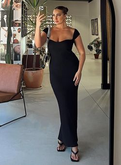 Style 1181941 Princess Polly Black Size 10 Tall Height Jersey Side slit Dress on Queenly