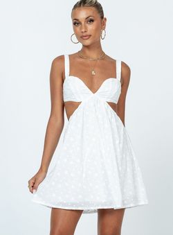 Style 1164600 Princess Polly White Size 10 Floral Euphoria Cocktail Dress on Queenly