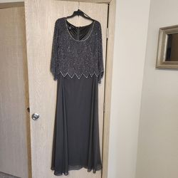 Jkara Silver Size 8 50 Off Sheer Straight Dress on Queenly