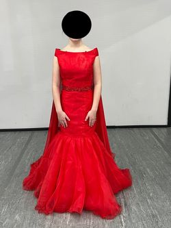 Red Size 00 Mermaid Dress on Queenly
